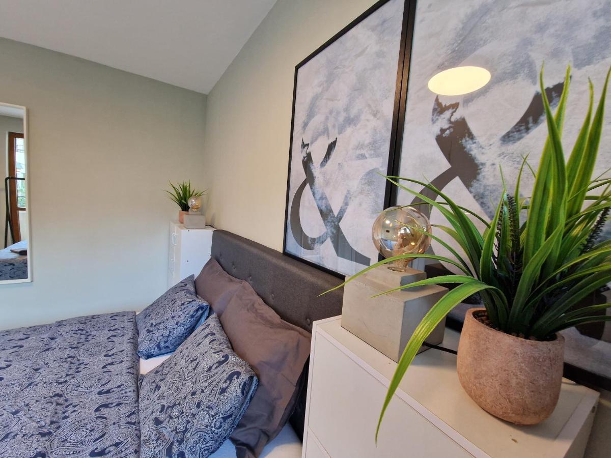 Marsselis Luxe Port Apartment Varna ภายนอก รูปภาพ
