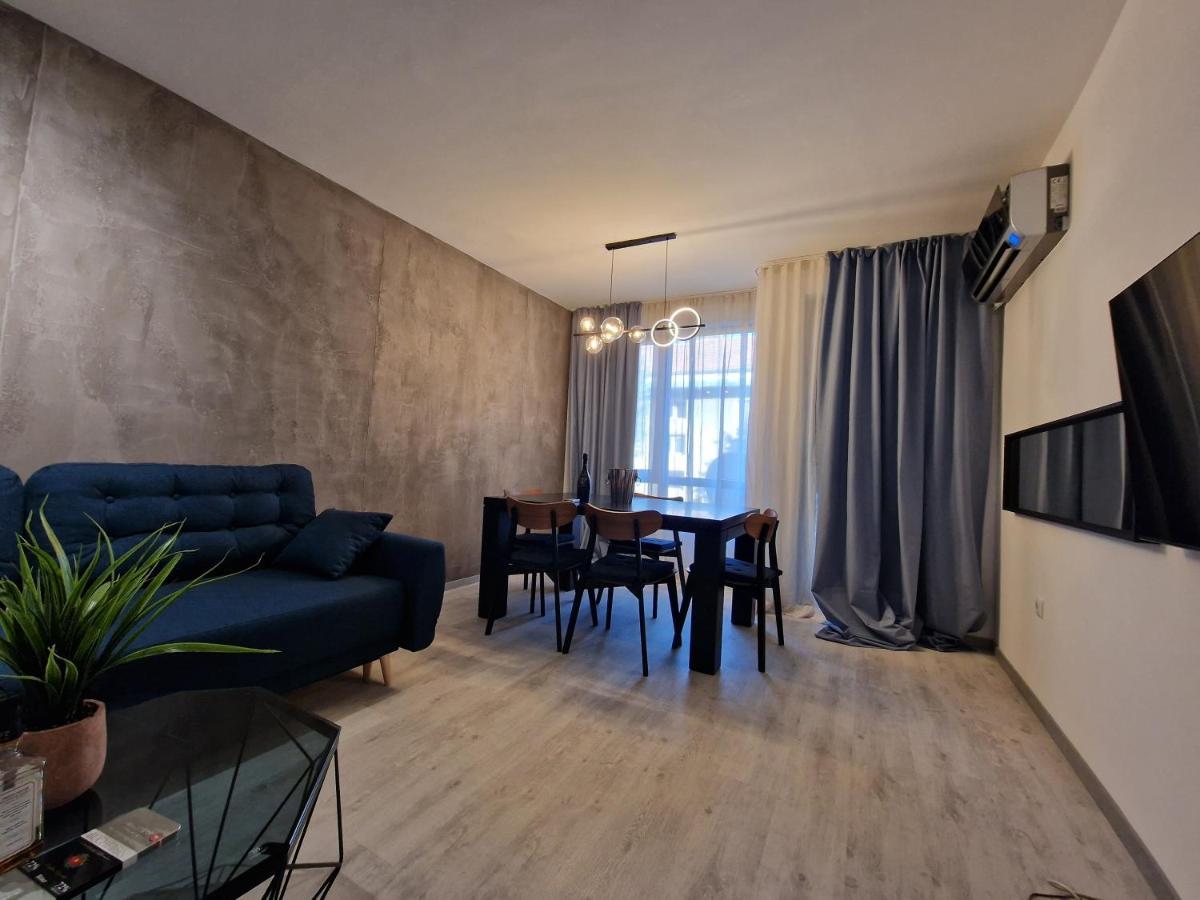 Marsselis Luxe Port Apartment Varna ภายนอก รูปภาพ