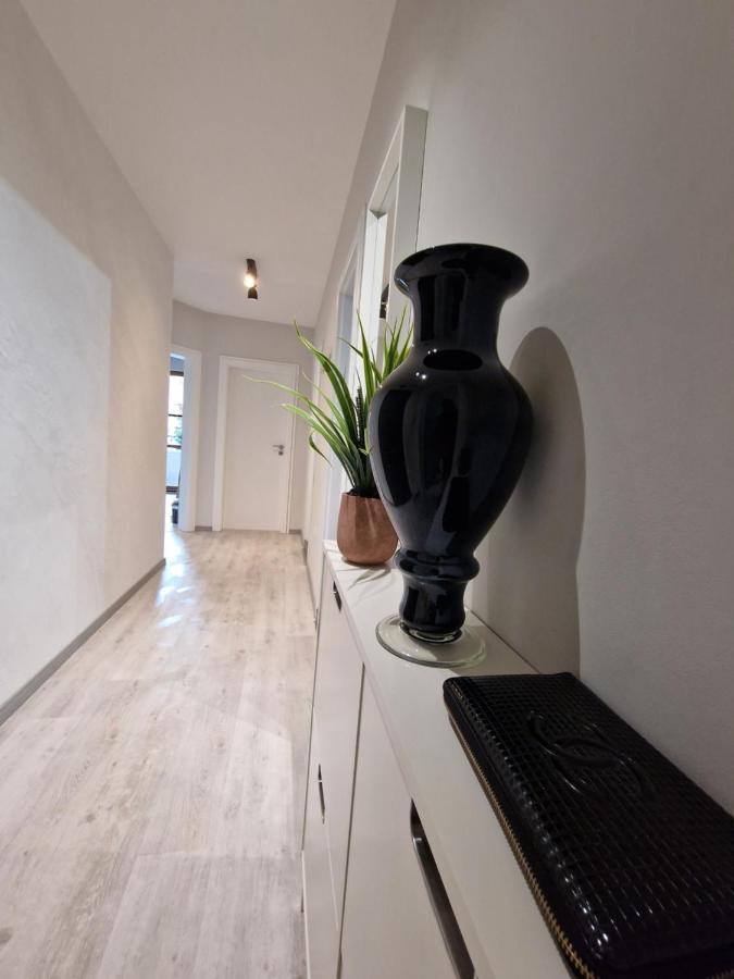 Marsselis Luxe Port Apartment Varna ภายนอก รูปภาพ