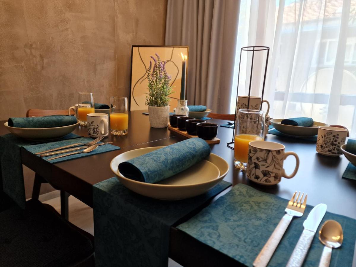 Marsselis Luxe Port Apartment Varna ภายนอก รูปภาพ